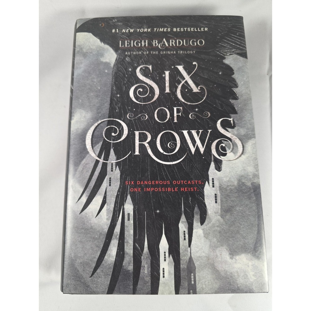Six of Crows Leigh Bardugo 1st Ed 3rd Printing Black Edges Hardcover HC 2015